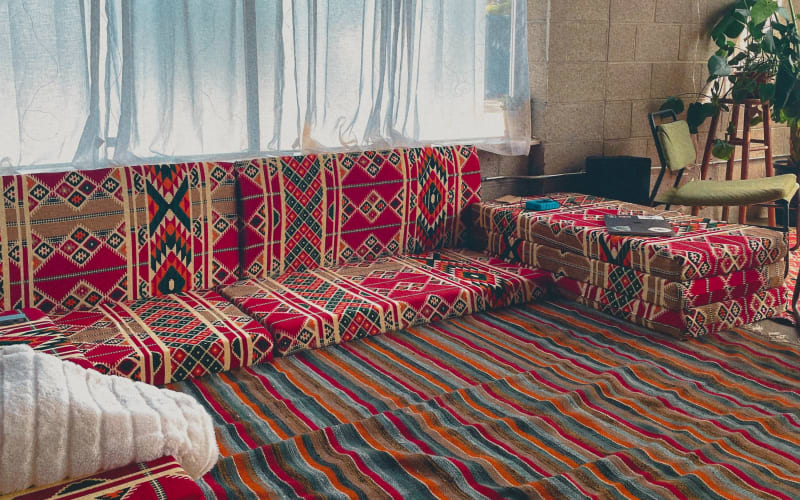 A Middle Eastern Inspired Room Perfect for Events and Photoshoots, Los