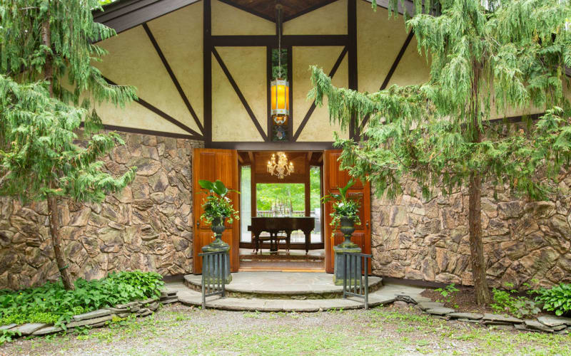 Lavish Roxbury Villa for Intimate Events!, Roxbury, NY OffSite Peerspace