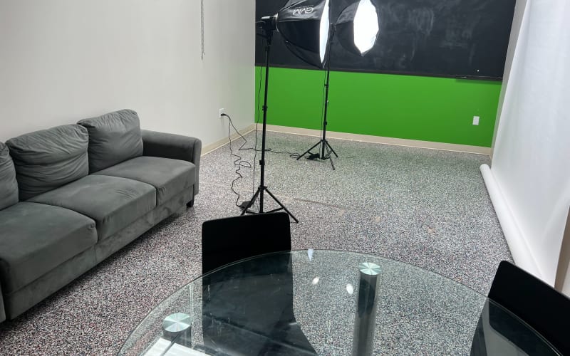 URBAN PHOTO/VIDEO STUDIO, Pittsburgh, PA Production Peerspace