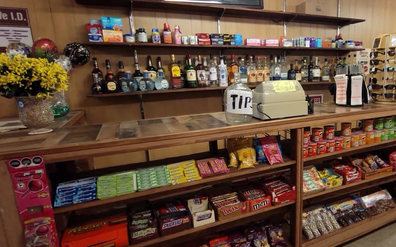 Retro Liquor Store Set, Van Nuys, CA Production Peerspace