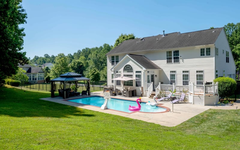 Swimming Pool, Theater Room, Pool Table & Basketball Court, Upper Marlboro, MD Event Peerspace