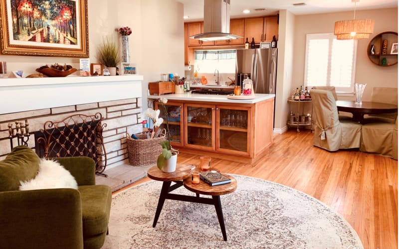 Suburban Burbank/Valley Home, Burbank, CA Production Peerspace