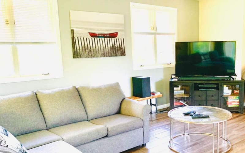 Riverside House in a rustic setting, Corbyville OffSite Peerspace