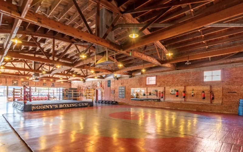 Fully Equipped Boxing Gym in Industrial Style Building, Goodyear, AZ