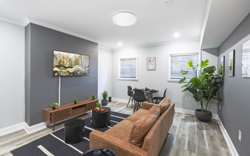 Modern Downtown Petersburg Apartment, Petersburg, VA Production