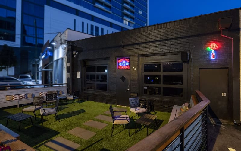 Beautiful Buckhead Luxury Bar, Atlanta, GA Production Peerspace