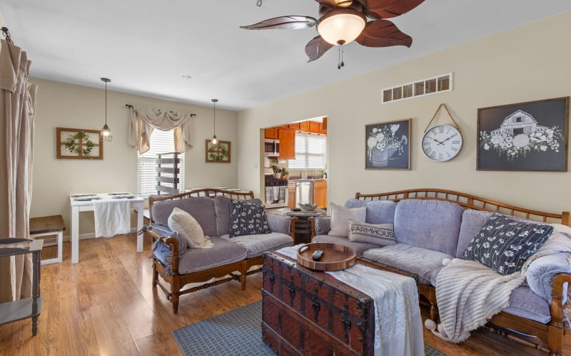 The French Farmhouse Rustic Charm with 4 Huge Outdoor Patios & Bar, St. Charles, MO Event