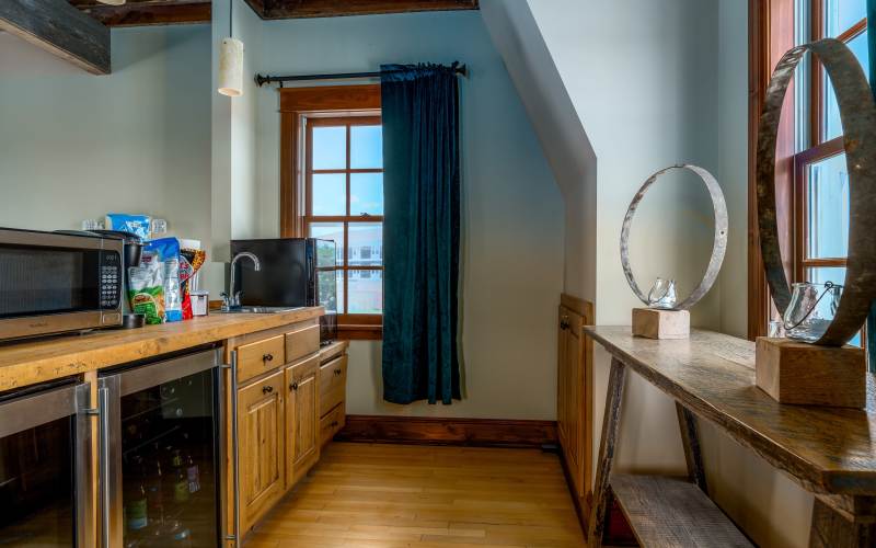 Historic Locktender House on the Fox River, De Pere, WI Event Peerspace