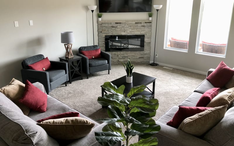 Modern Spacious Home w Outdoor & Indoor Games, Omaha, NE Event