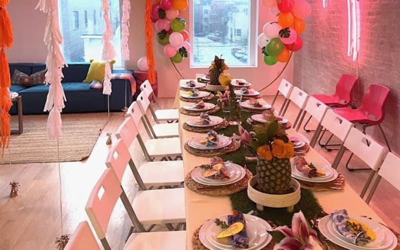 Aloha BANGTEL in Wicker Park, Chicago, IL | Production | Peerspace