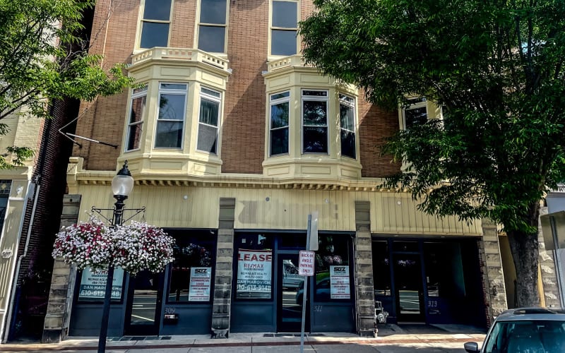 High Street Photo Studio, Pottstown, PA Production Peerspace