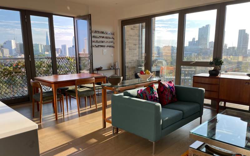 Top Floor Apartment with City of London Skyline Views, London ...