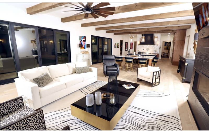 Unique home in the beautiful North Mountains. Amazing view of Mt. Yonah. Large brand new