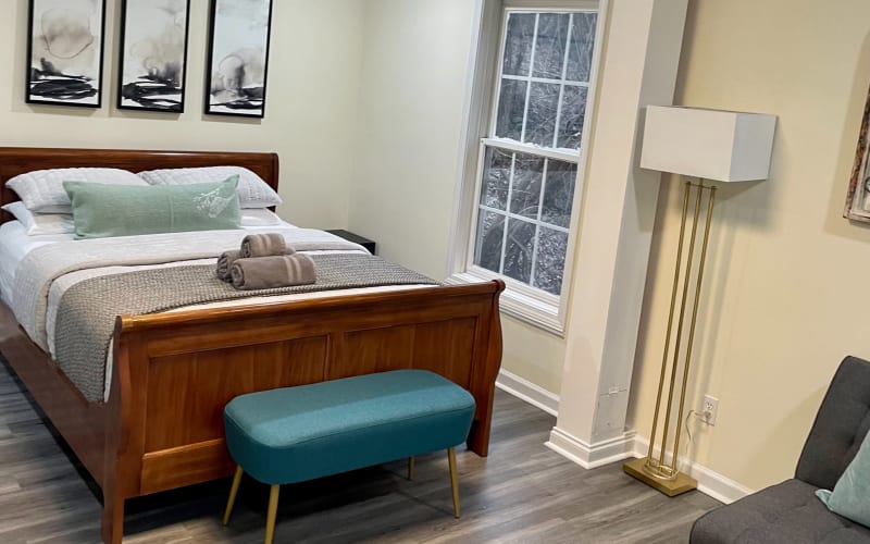 Urban 1 bedroom apartment with a view, Atlanta, GA Production Peerspace