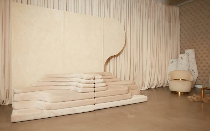 Lilly's Kloset Luxury Soft Life Content Studio With 15 Sets Located