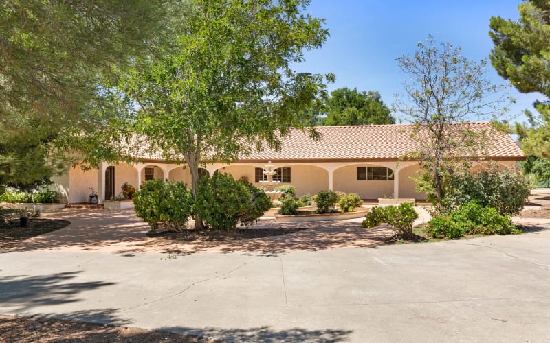 Gated RanchStyle Home with Acreage + Pool + Parking, Agua Dulce, CA