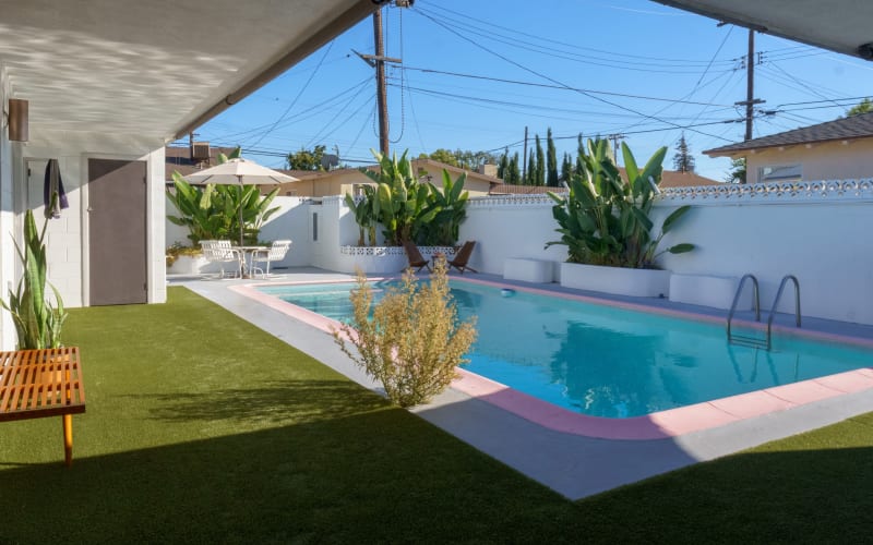 Authentic MidCentury Modern Home with Pool, Downey, CA Production