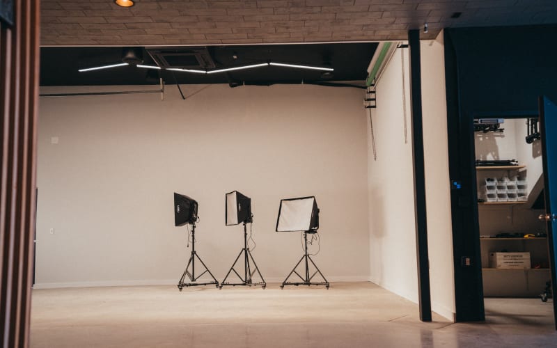 Large photography studio with lounge, hackensack, NJ Production