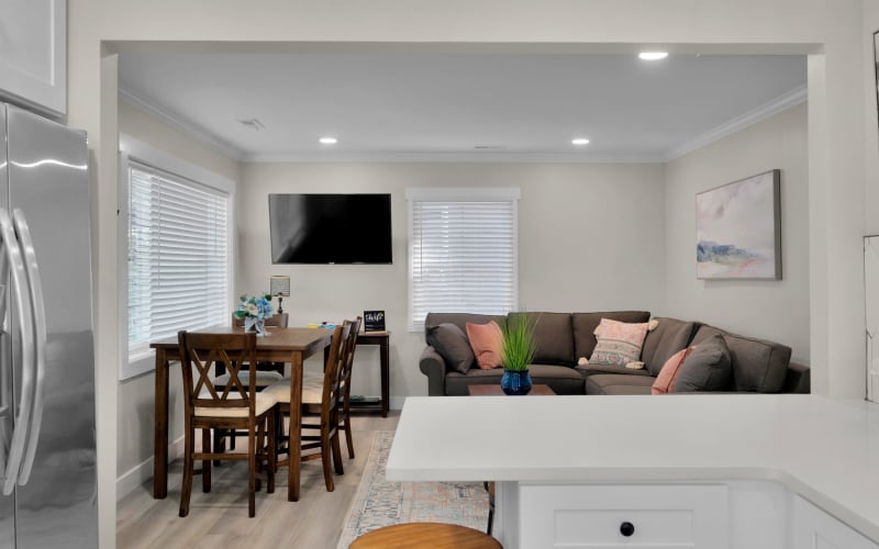 Stylishly Renovated Uptown Duplex, Charlotte, NC OffSite Peerspace