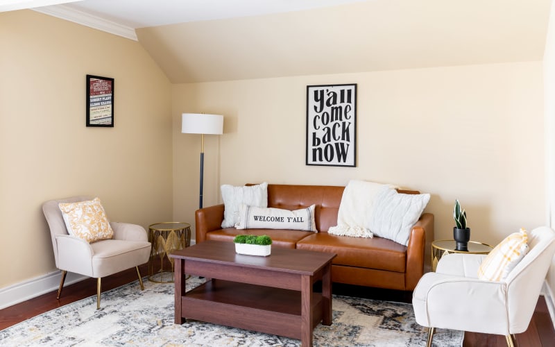 NewlyRenovated Home in Legendary Music Row, Nashville, TN OffSite