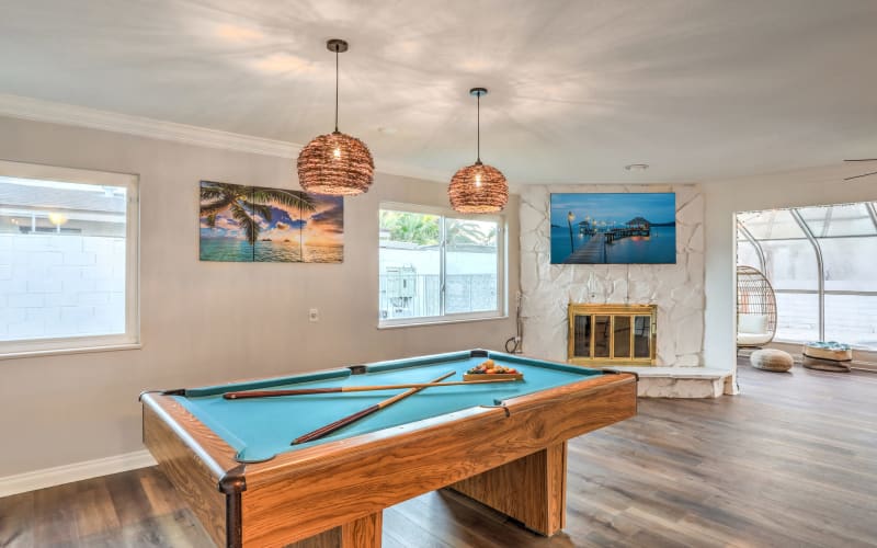 Vegas VillaHeated Pool, Indoor Hot Tub, Billiards, Las Vegas, NV Production Peerspace