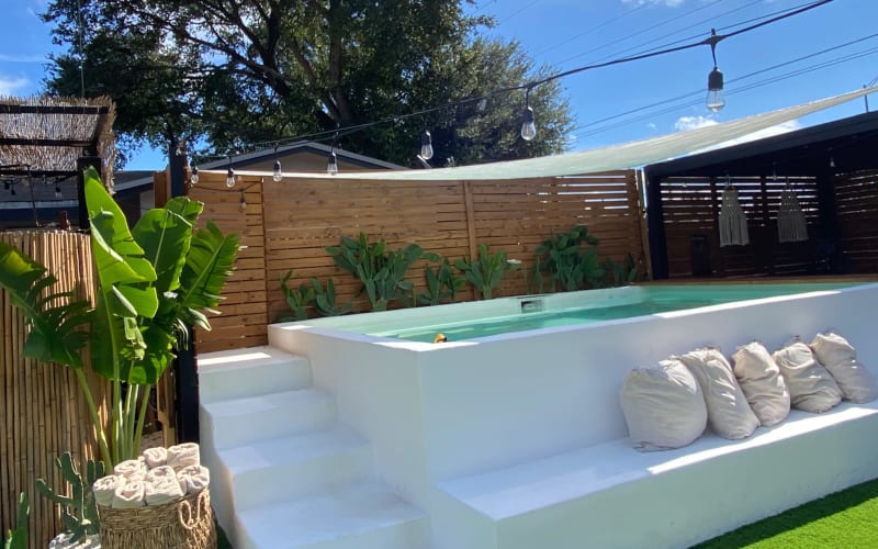 Rustic Home w/ Fabulous Backyard, Ft Lauderdale, FL Production