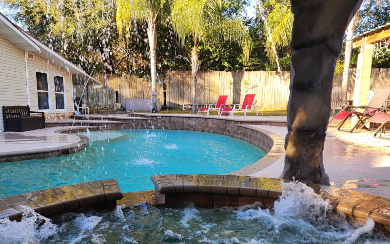 Pool Parties & Photo Shoots! Private 1.5 acres, Zephyrhills, FL