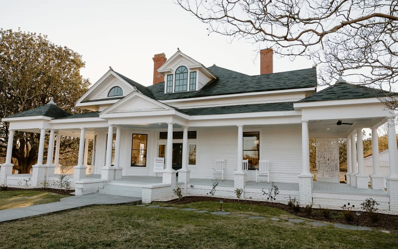 Historic House & picturesque grounds near Downtown, Clayton, NC