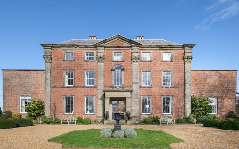 Grade Listed Hall in Leicestershire, Leicestershire