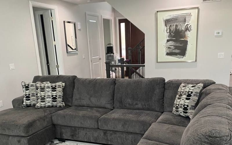 Picturesque Condo, Northville, MI Production Peerspace