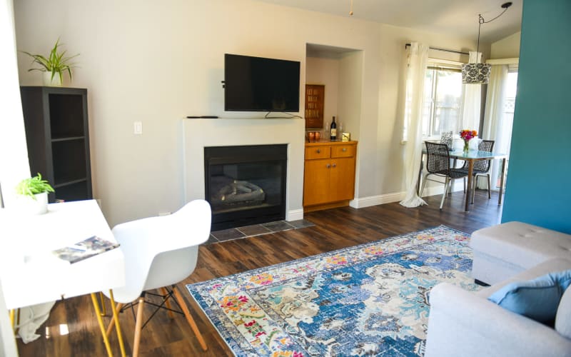 Historic Folsom Guest House Apartment, Folsom, CA Production Peerspace