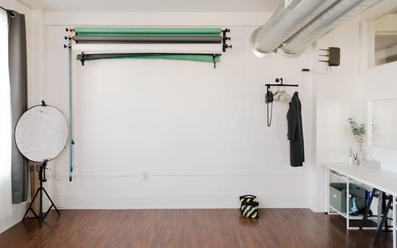 Huddle Cowork Lifestyle and Commercial Photo Studio, STOCKTON, CA