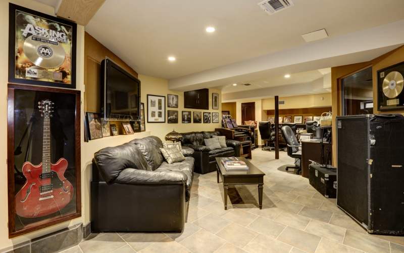 Luxury Music Recording Studio, Staten Island, NY Production Peerspace