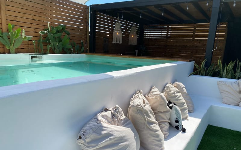 Rustic Home w/ Fabulous Backyard, Ft Lauderdale, FL Event Peerspace