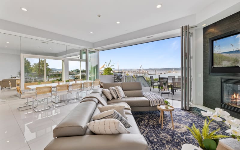 Piermont Waterfront Villa!, Piermont, NY OffSite Peerspace