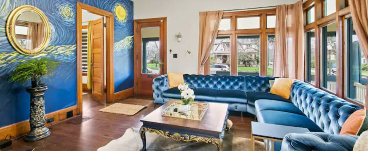 Casa Van Gogh: a Historic N. Slope retreat in Tacoma Hero Image in North End, Tacoma, WA