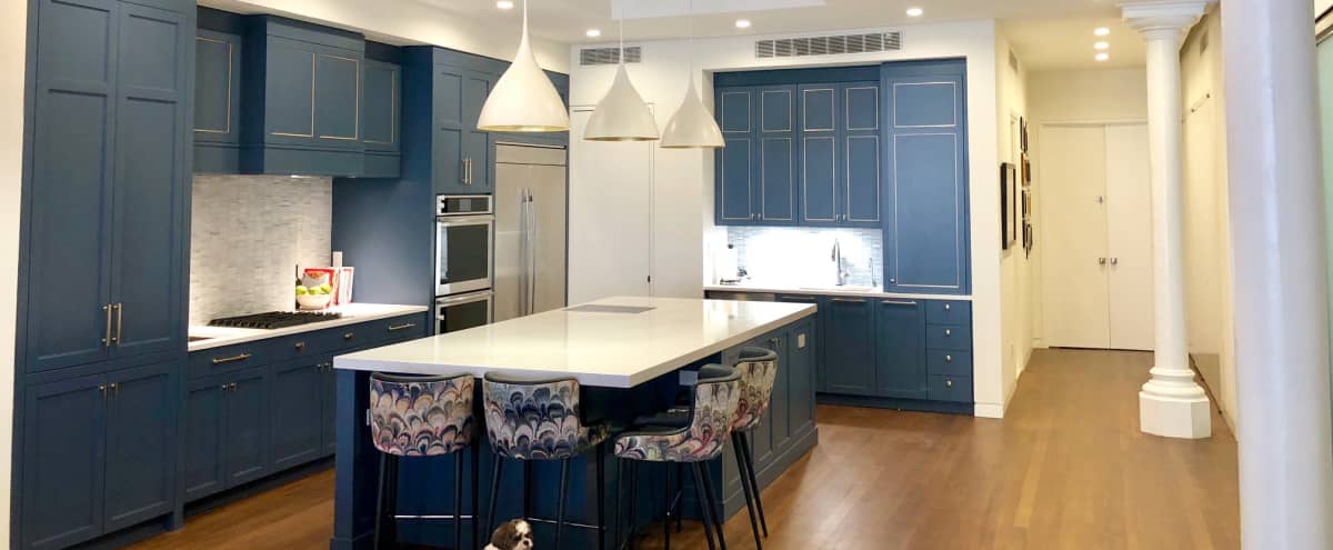 Union Square Loft Kitchen And Dining Area With Great Light New York Ny Production Peerspace