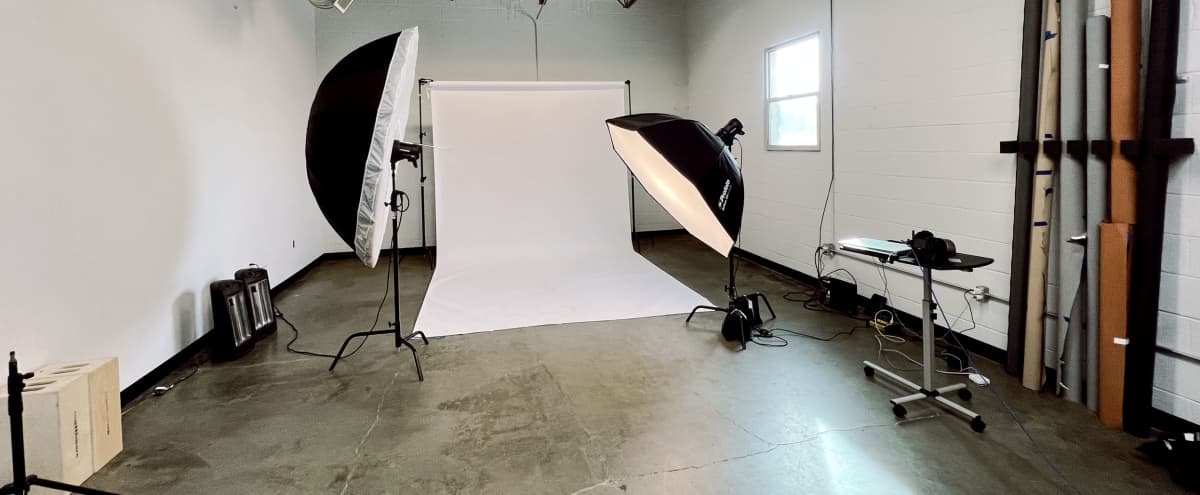 Urban indoor studio with skylight. Focuses on indoor studio strobe photography or videography. in Portland Hero Image in Hosford-Abernethy, Portland, OR