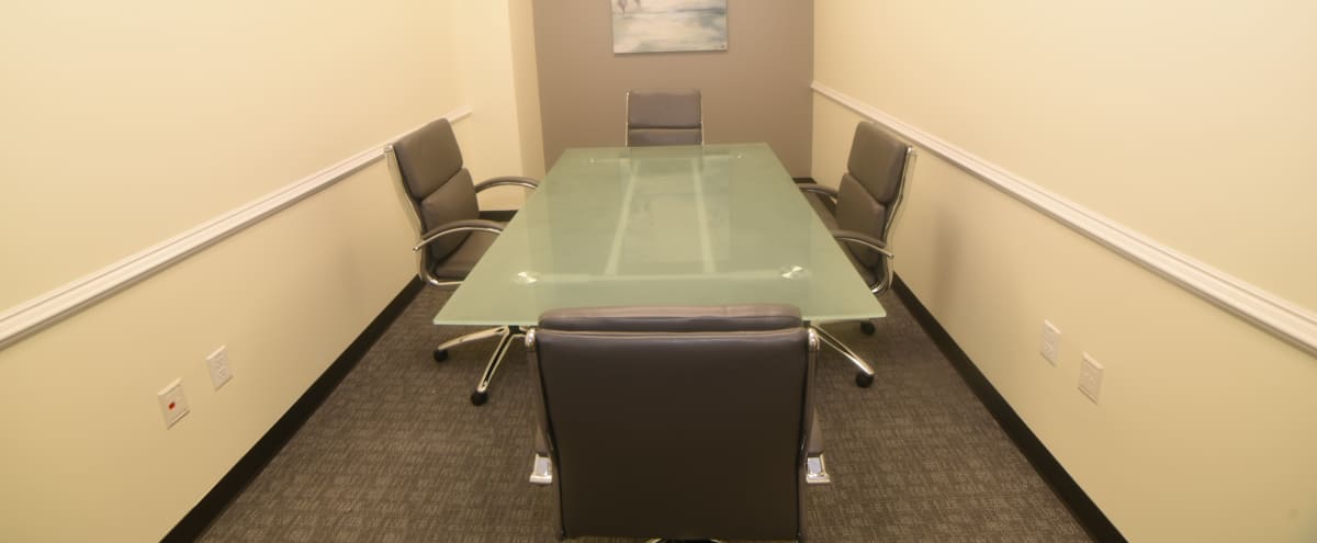 Midtown Atlanta 4 Person Meeting Room