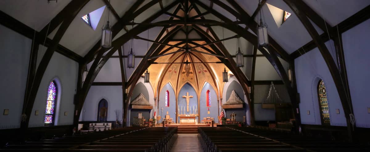 Spacious Brooklyn Church with Variety of Additional Rooms in Brooklyn Hero Image in Park Slope, Brooklyn, NY