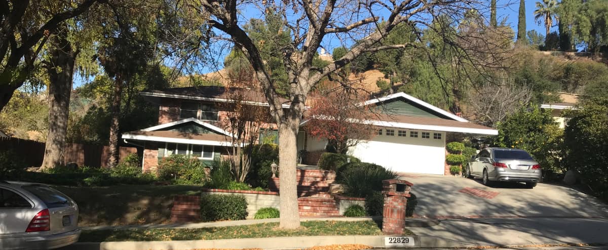 Beautiful Rustic Meets Traditional In Woodland Hills Calabasas For Filming Only Photo Shoots Woodland Hills Ca Production Peerspace