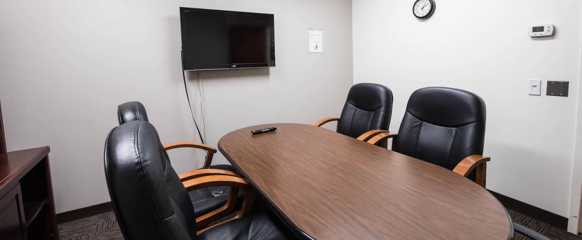 Meeting Room in Fairfax (CR 4, Room 215) in Fairfax Hero Image in undefined, Fairfax, VA