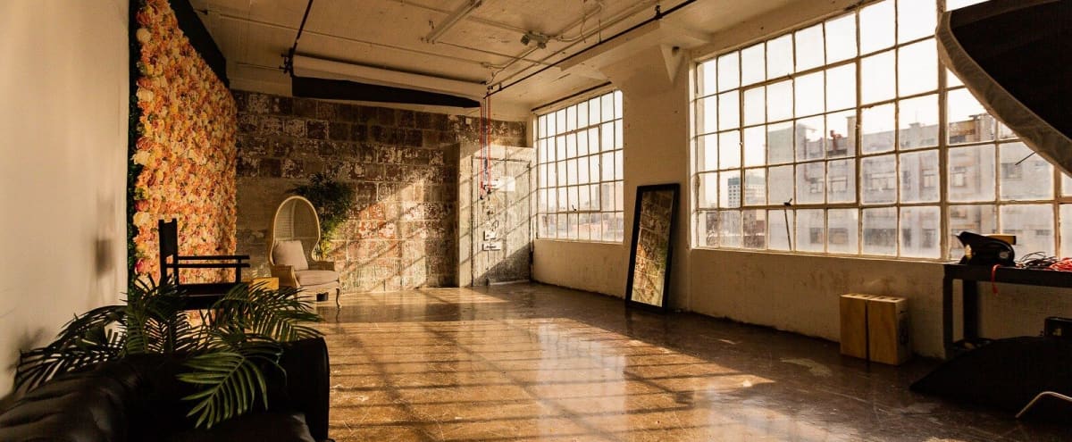 Studio 6 Brick White Wall Studio W Natural Light Long Island City Ny Production Peerspace
