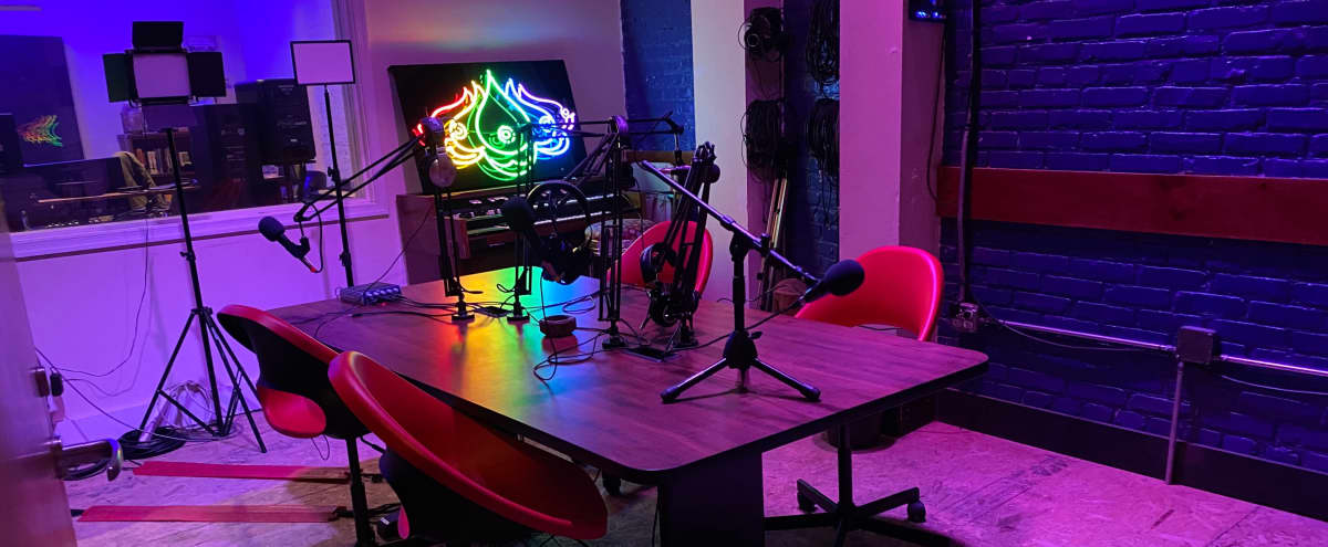 Philly Podcast Studio in Philadelphia Hero Image in West Poplar, Philadelphia, PA