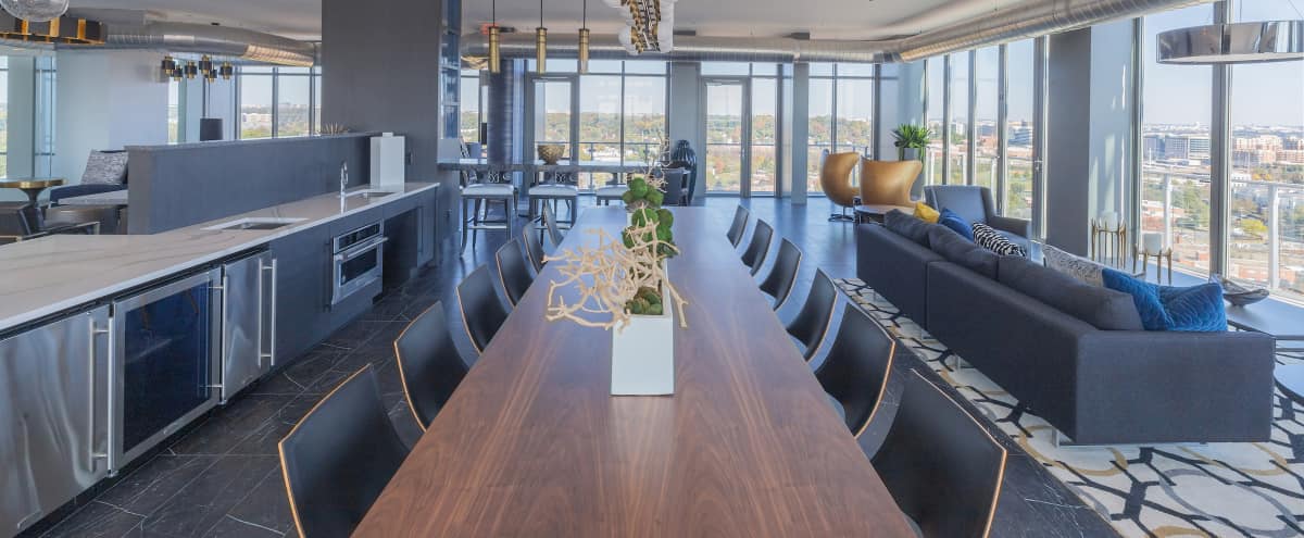 Spacious Sky Lounge With Sweeping Views Of Dc Alexandria And Md