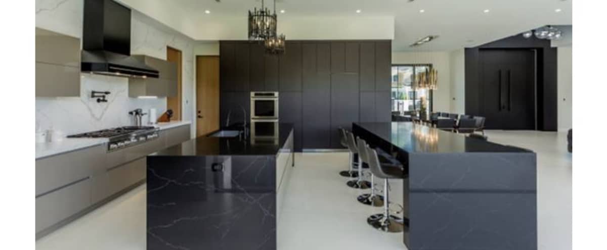 Modern Mansion Tarzana Ca Off Site Peerspace
