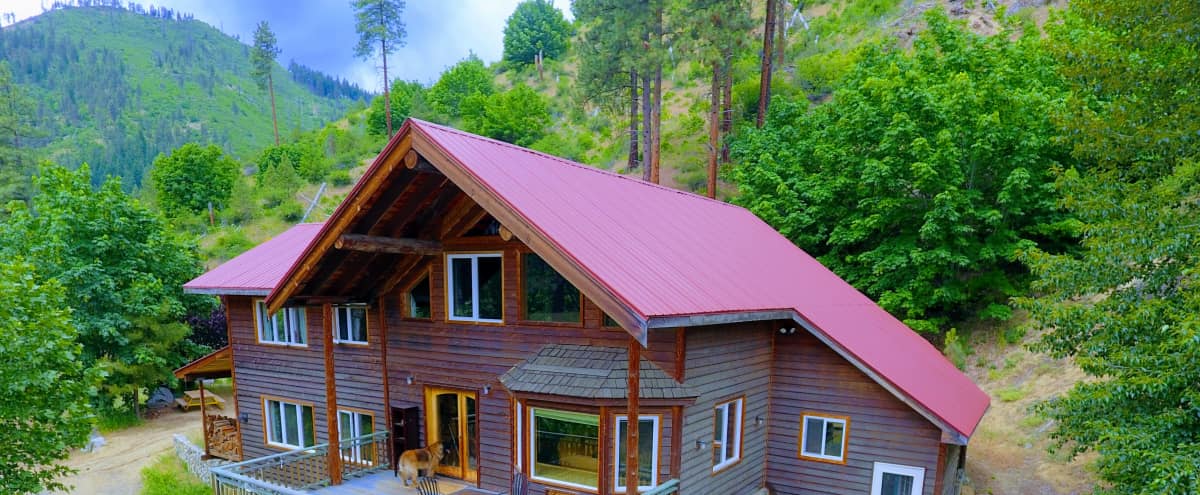 Private Mountain View 23 Acre Lodge To Celebrate Leavenworth Wa