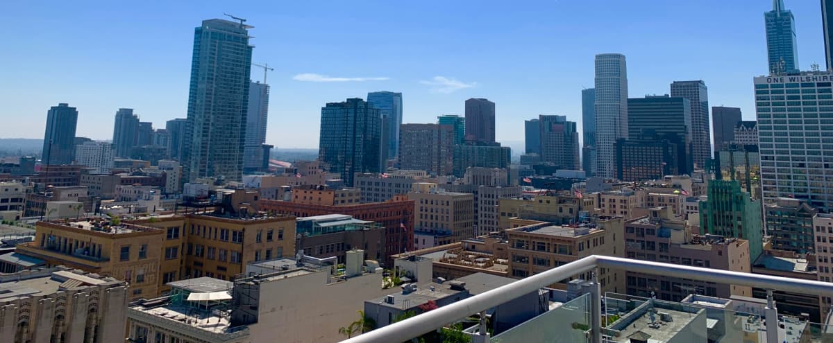 18th Floor Dtla Loft With Skyline Views And Balcony Los Angeles Ca Production Peerspace
