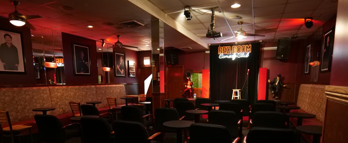 Comedy Club/Theater in Rogers Park with a stage, bar and sound system in Chicago Hero Image in West Ridge, Chicago, IL
