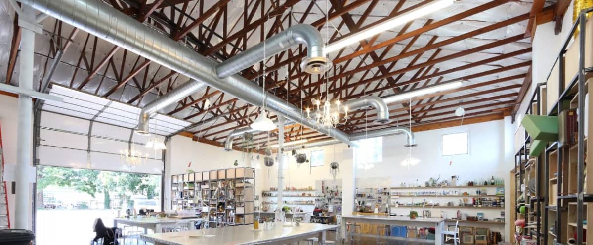 Creative And Spacious Art Studio With High Ceilings In East Austin